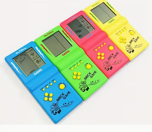 Classic Retro Handheld Game Console (Large Screen)