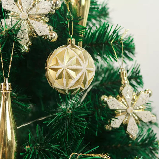 Christmas Ornaments: Hand-Painted Snowflakes