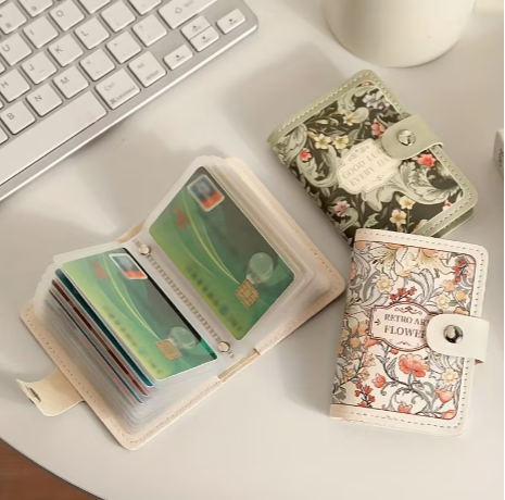 Elegant Floral: Multi-Card Wallet