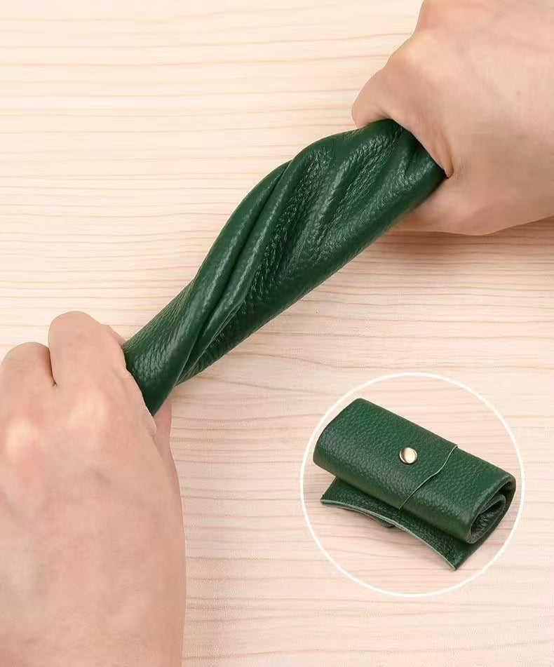 Leather: Elegant Envelope Cash Organizer