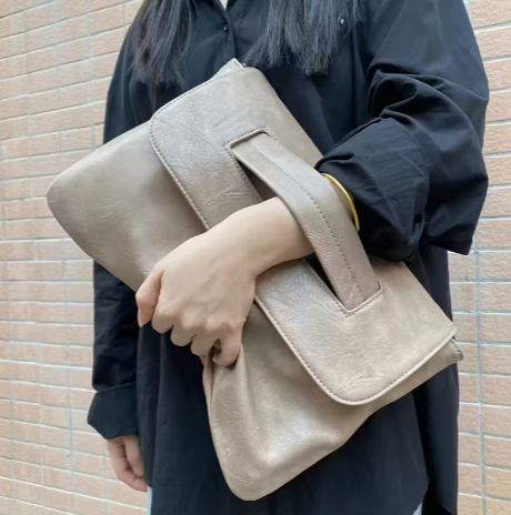 Retro: Trendy Large Clutch Wallet