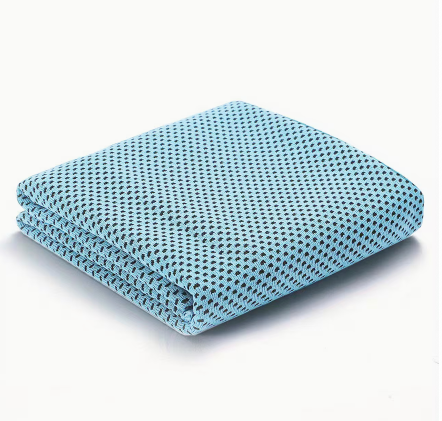 Quick-Dry Cooling Sports Towel with Cold Core Technology